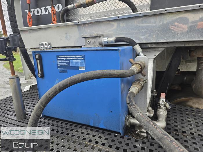 Used 2007 Volvo D12 Wet Kit Truck & Lowboy Trailer