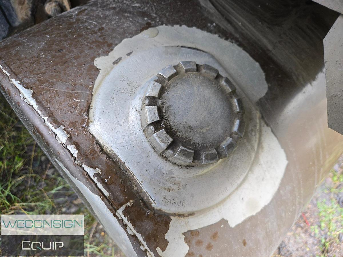 Used 2009 Kenworth W900L TA Sleeper Truck Tractor