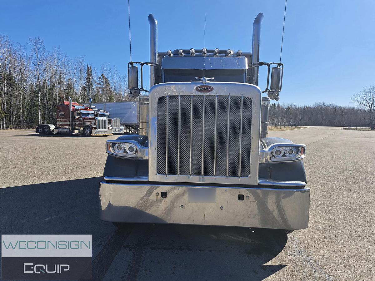 Used 2022 Peterbilt 389 Sleeper Truck Tractor