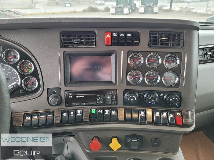 Used 2018 Kenworth T880 Dump/Gravel