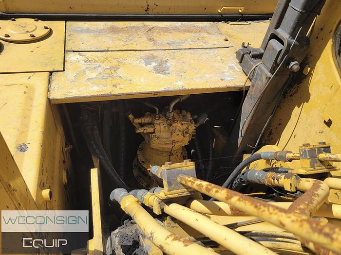 Used 2001 John Deere 200LC Excavator