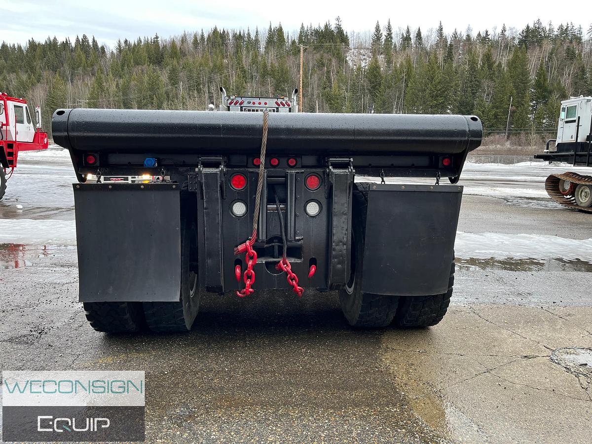 Used 2007 Western Star 6900XD 8x8 Bed Truck