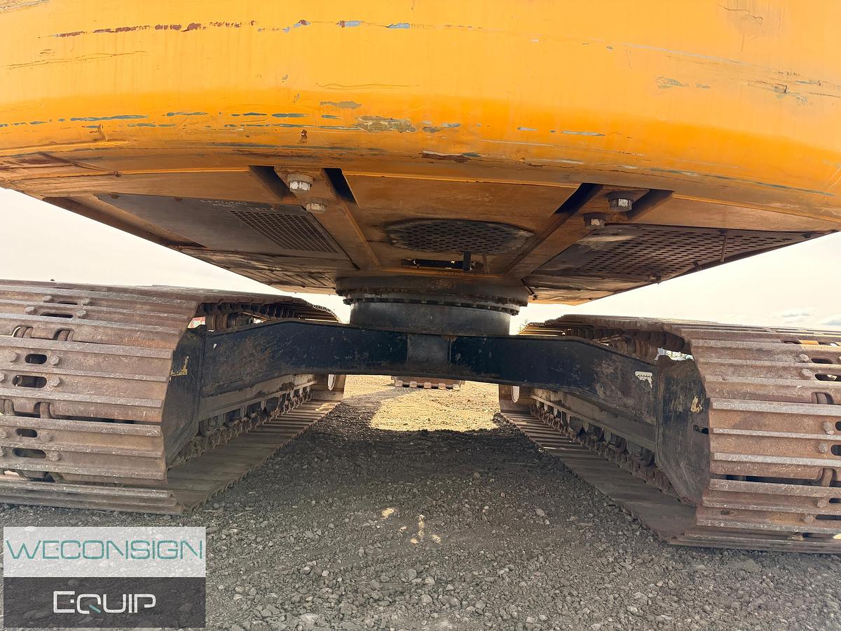 Used 2017 John Deere 210G LC Excavator