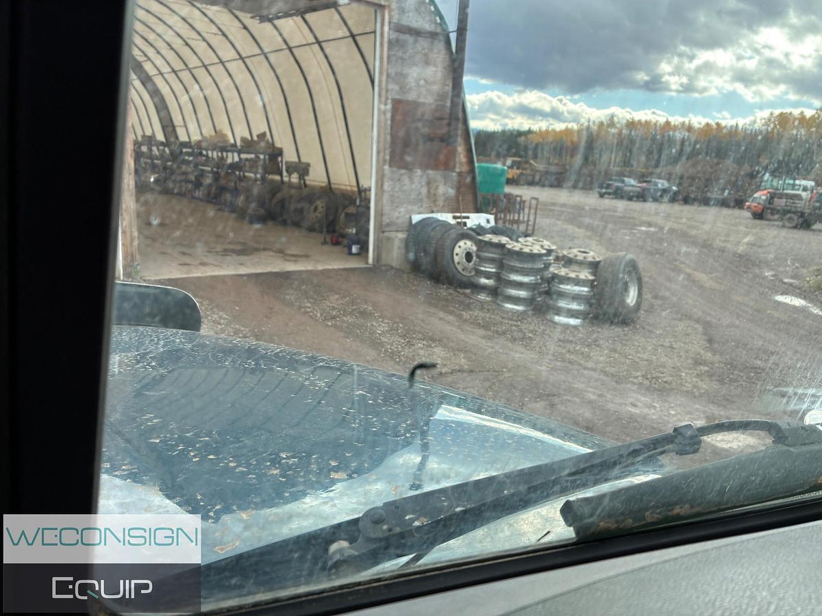 Used 2014 Peterbilt 367 Dump Truck