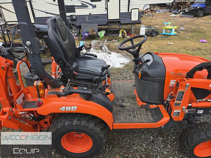 Used 2021 Kubota LA340 Backhoe Loader