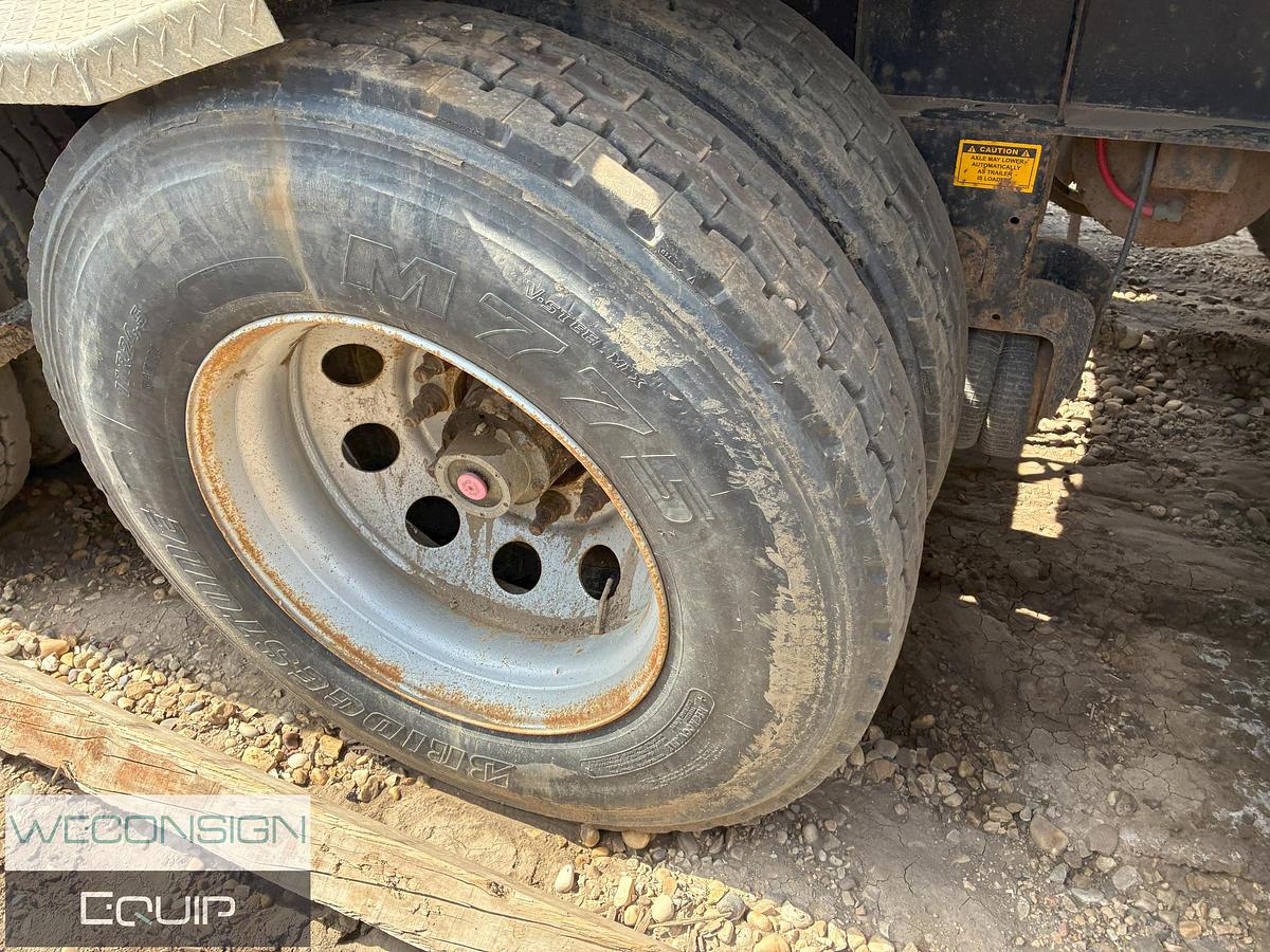 Used 2011 Doepker HB140701 Super B Flat Deck