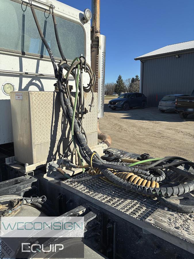 Used 2014 Peterbilt 384