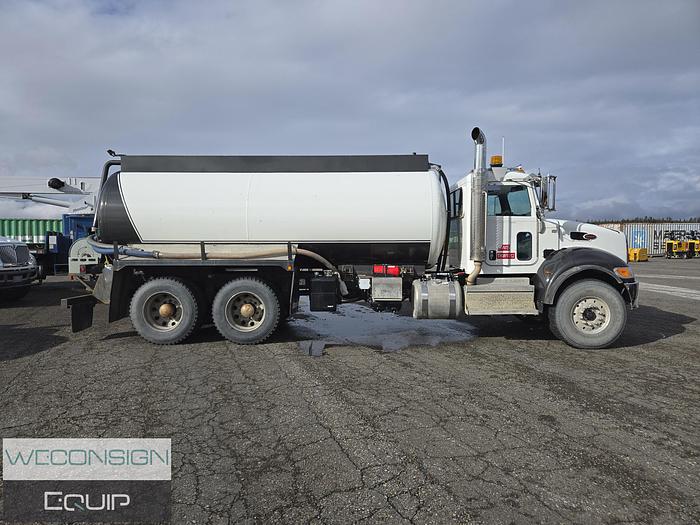 Used 2020 Peterbilt 348 TA Water Truck