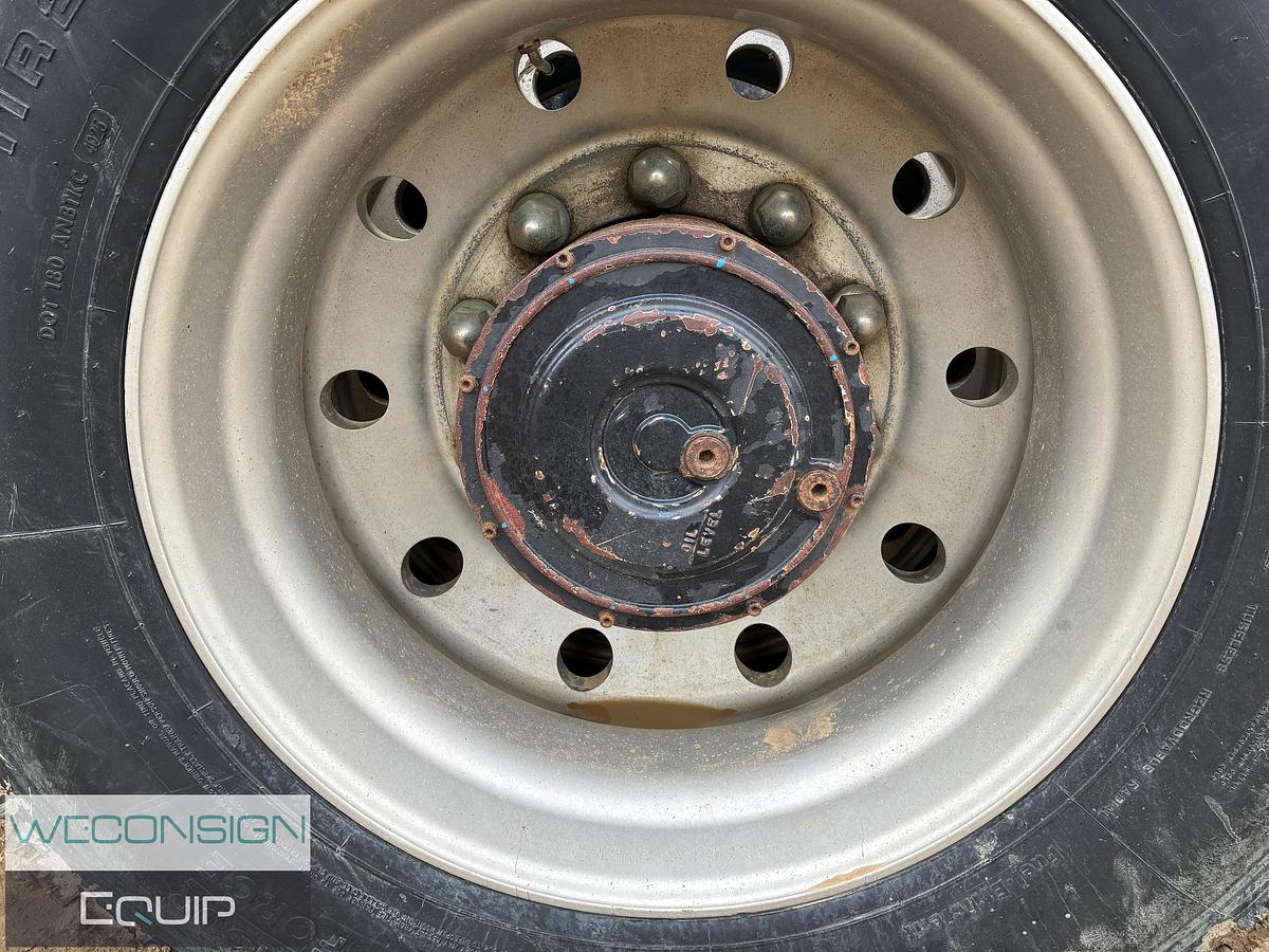 Used 2014 Kenworth C500 Winch Truck