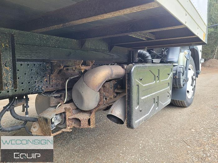 Used 2011 Isuzu NPR 18' Box/Van