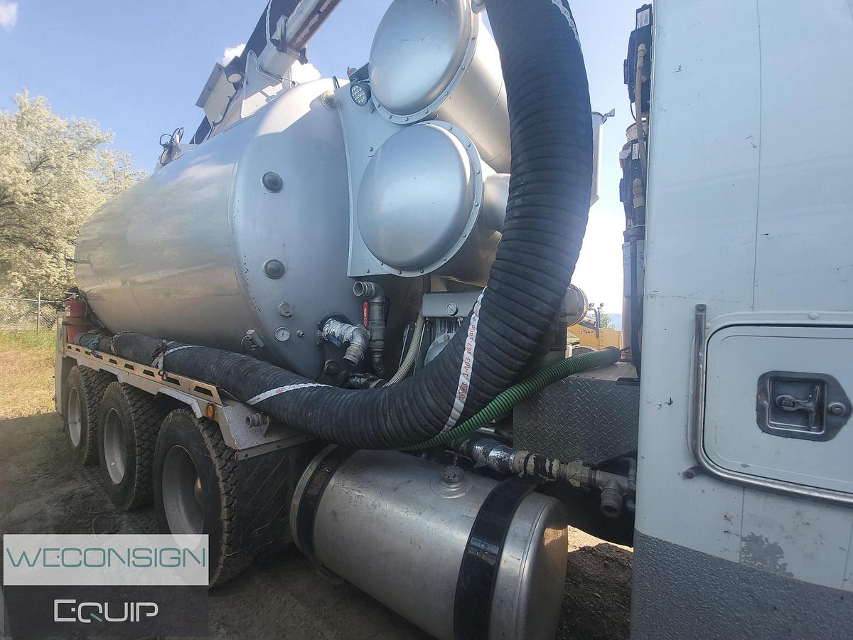 Used 2015 Western Star 4900SB Tri Axle Hydrovac
