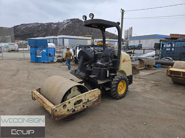 Used 2006 Ingersoll Rand SD25D Compactor