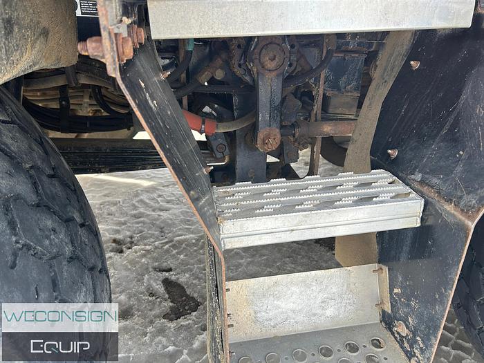 Used 2004 Kenworth T800 Picker Truck