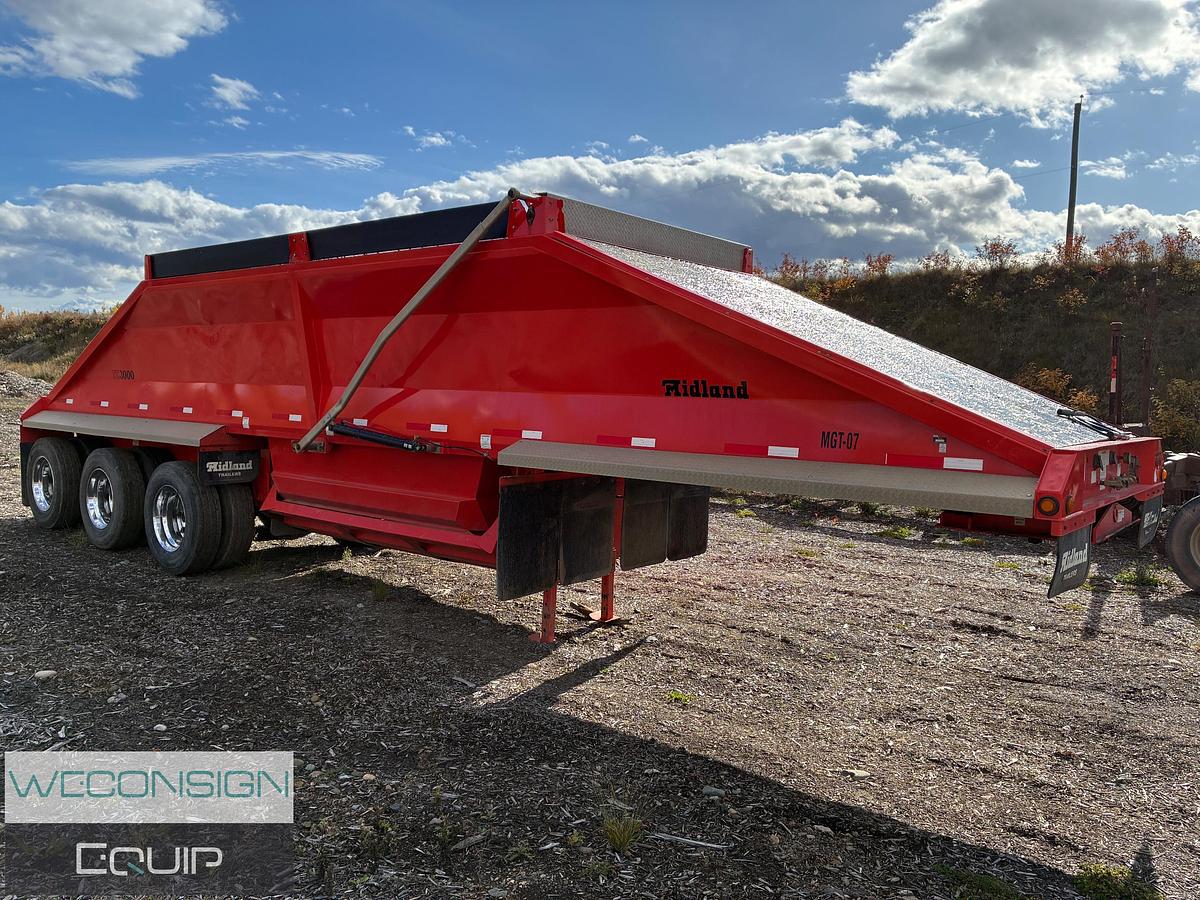 Used 2020  Midland MG38TC3000 Dump Trailer