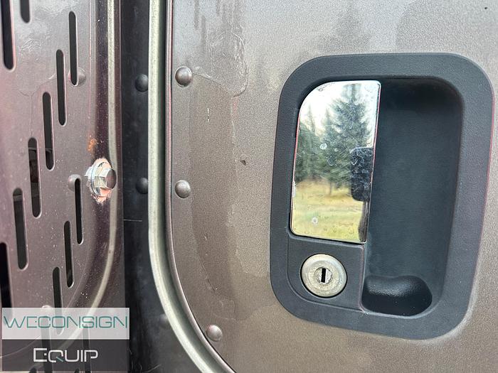 Used 2016 Peterbilt 367 Heavy Haul Truck Tractor