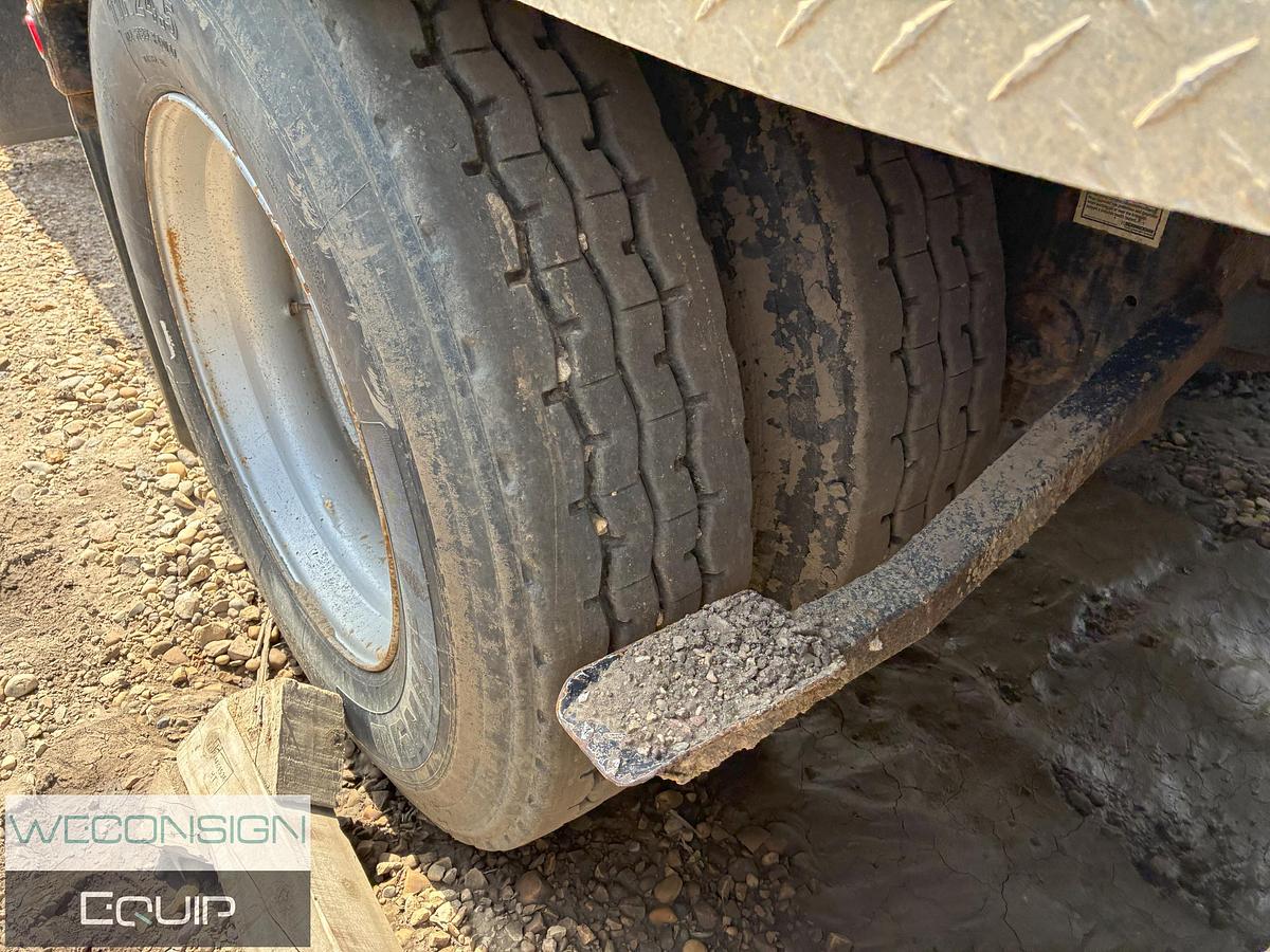 Used 2011 Doepker HB140701 Super B Flat Deck