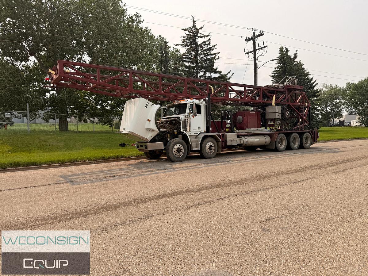 Used 2007 Freightliner FLD120 Snubbing Unit