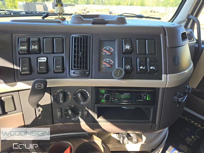 Used 2013 Volvo VNL TA Heavy Spec Tractor