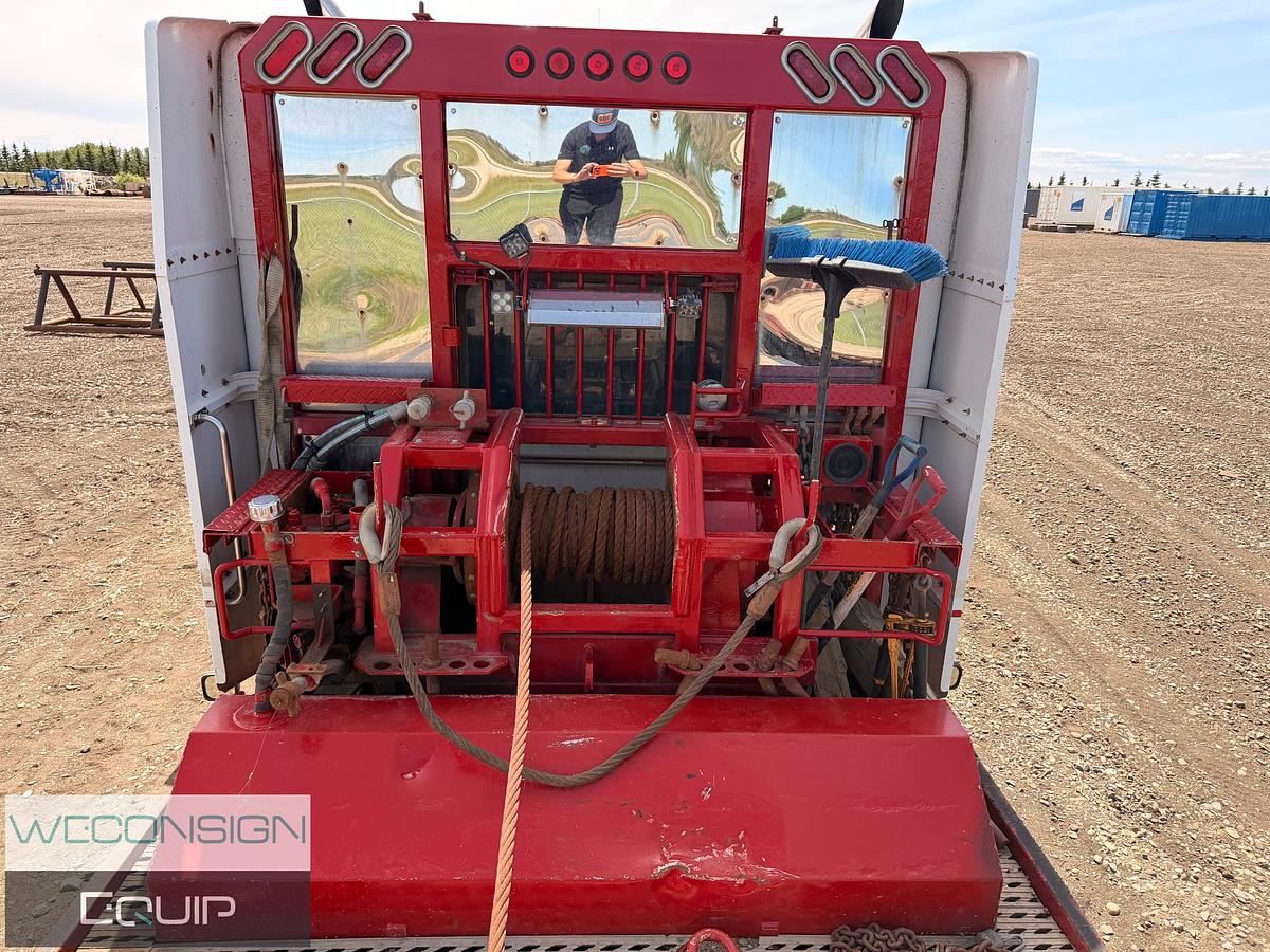 Used 2004 Peterbilt 378 Tandem Winch Truck