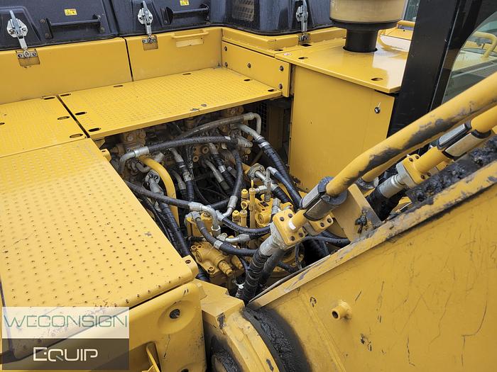 Used 2019 CAT 349FL Excavator