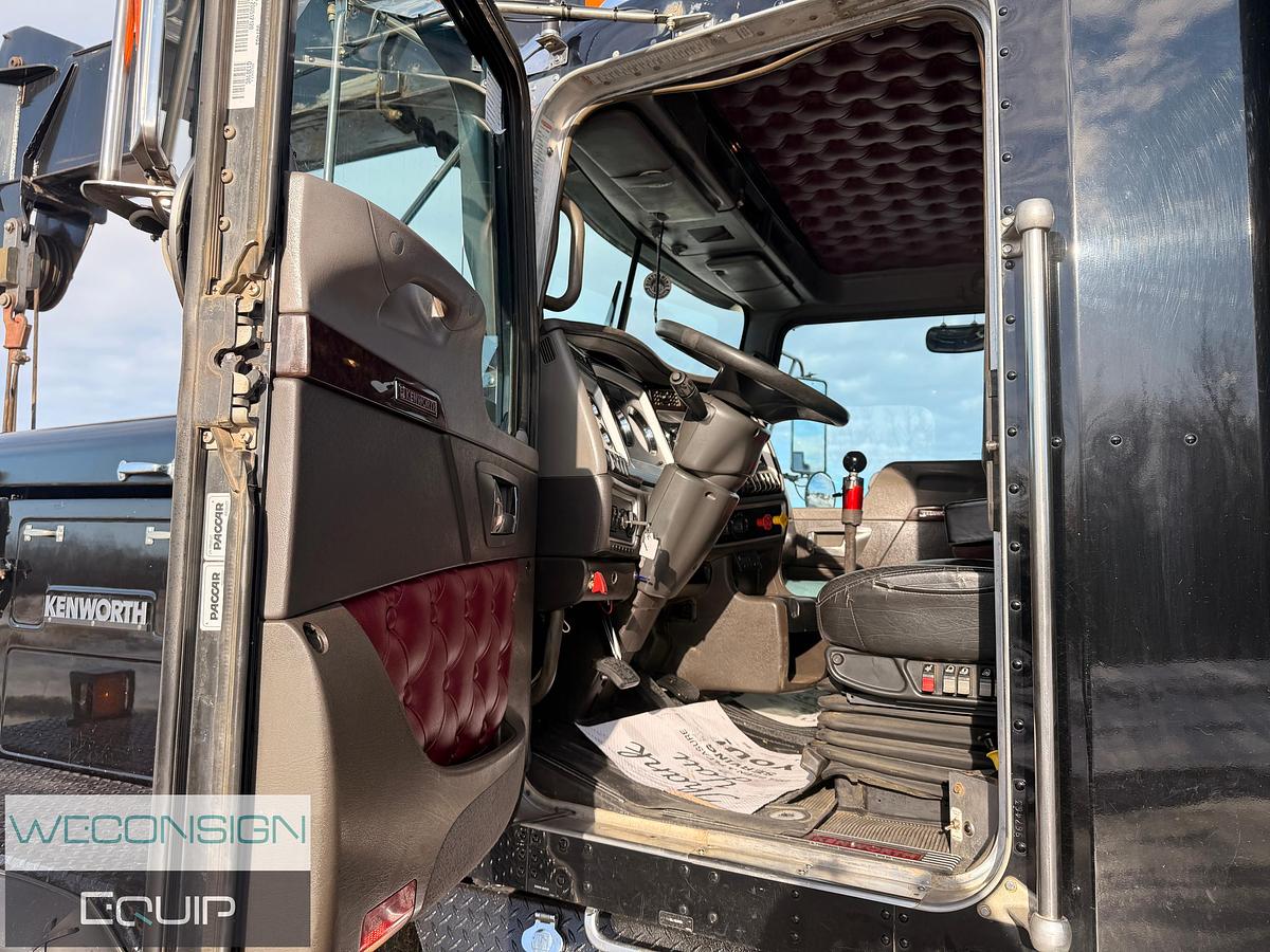 Used 2014 Kenworth C500B 45 Ton Picker Truck