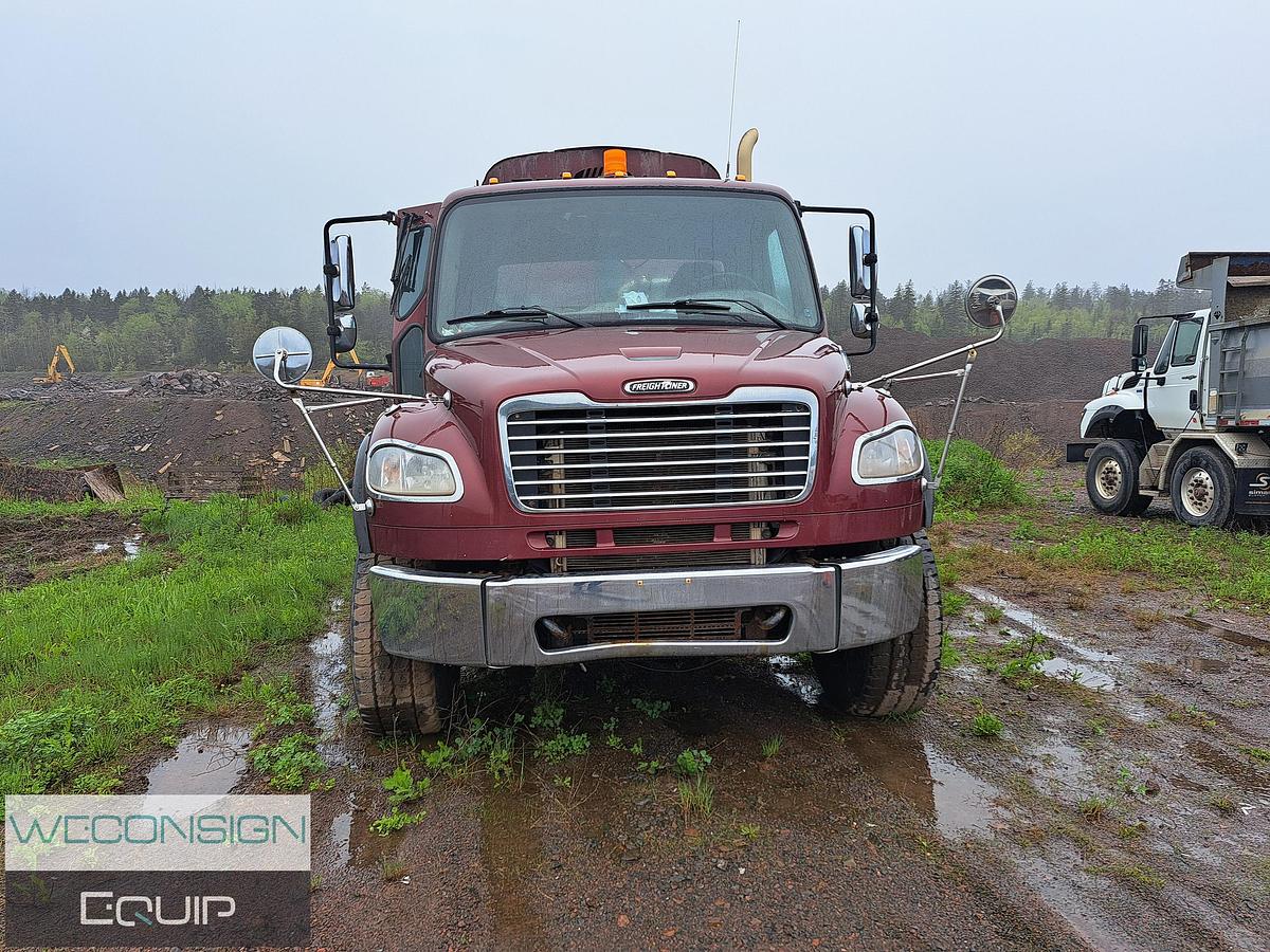 Used 2014 Freightliner M2 106 Sideload Refuse Unit