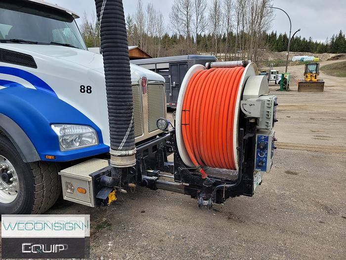 Used 2016 Kenworth T880 Hydro Excavator