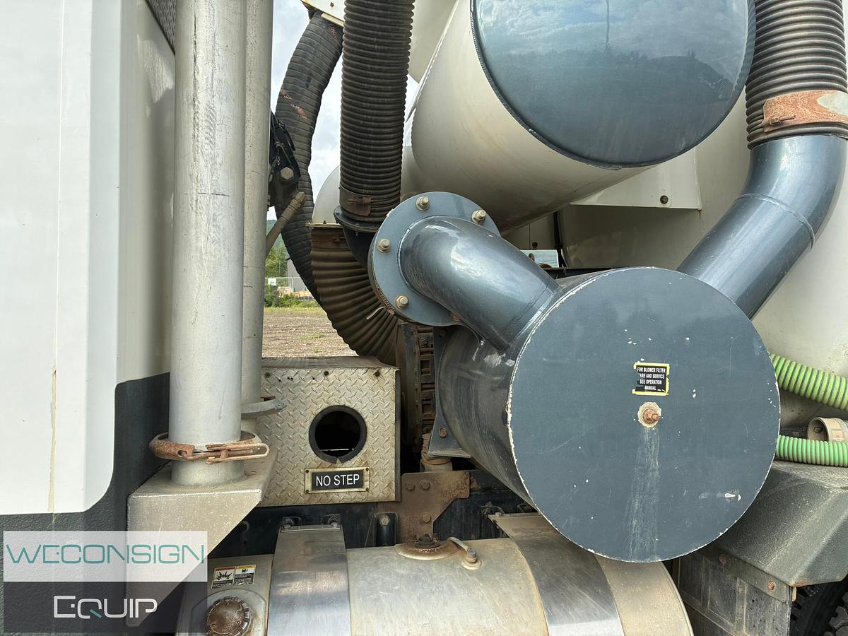 Used 2016 Kenworth T800 Tri Axle Hydrovac