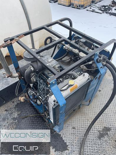 Used 2002 Nissan 2500 – Pavement Marking Vocational Truck