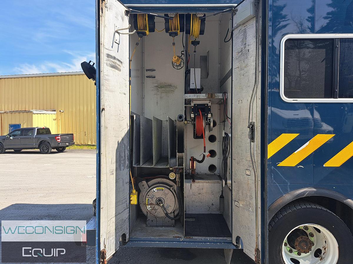 Used 2010 International 4300SBA Service and Mechanic Trucks