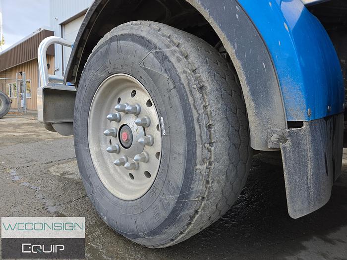 Used 2015 Kenworth T800 Tri Drive Code Semi Vac