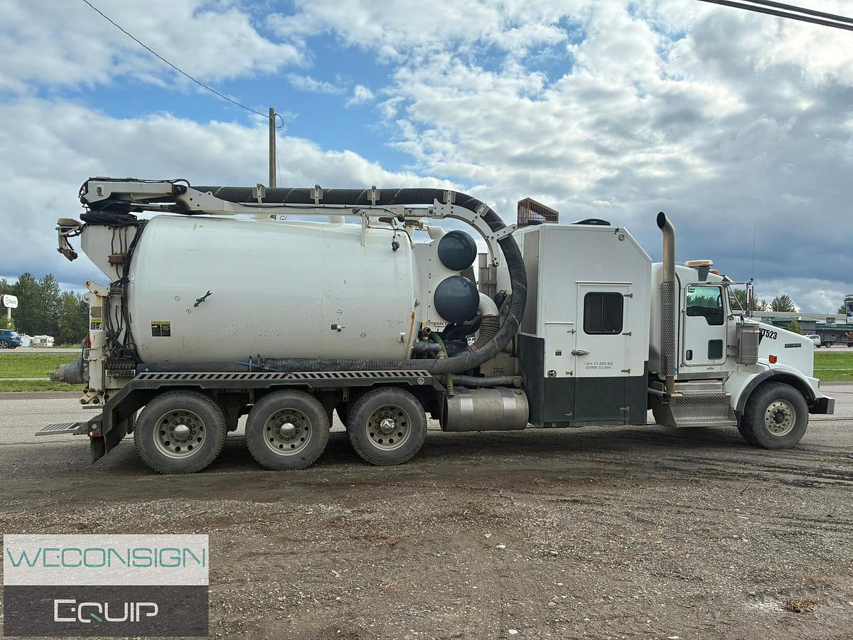 Used 2016 Kenworth T800 Tri Axle Hydrovac