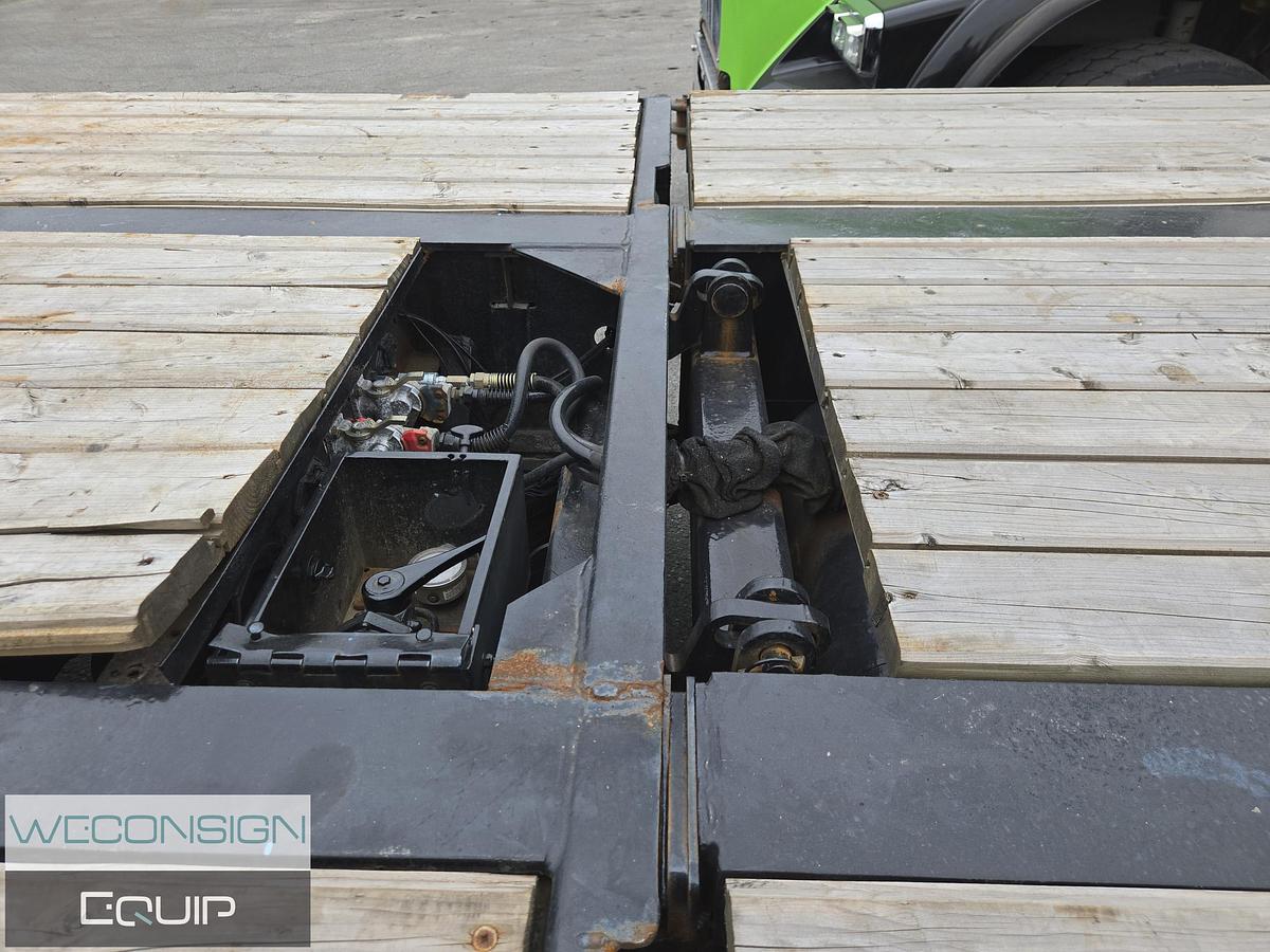 Used 2011 XL Tri-Axle RGN Lowbed