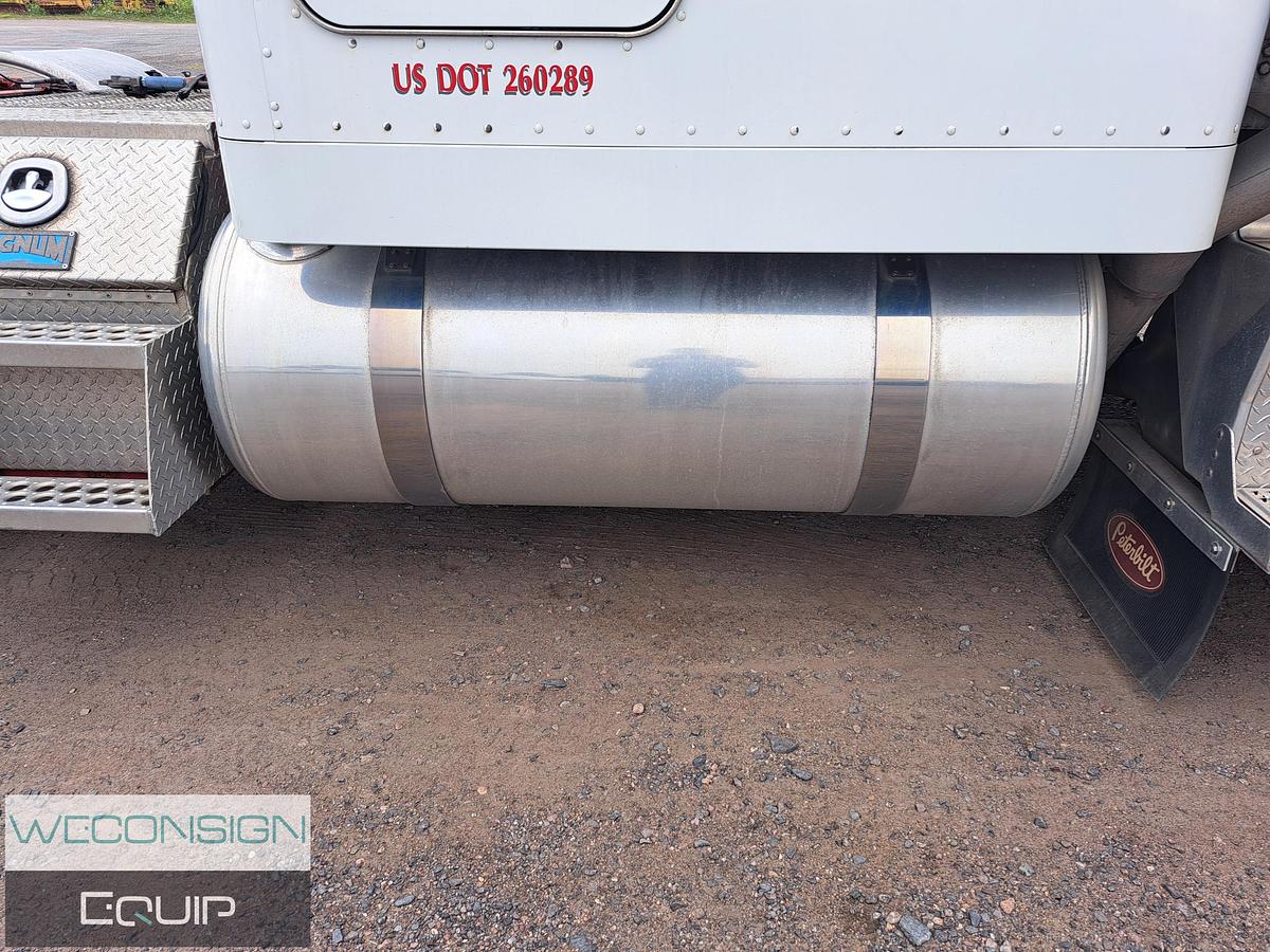 Used 2021 Peterbilt 389 Long Nose