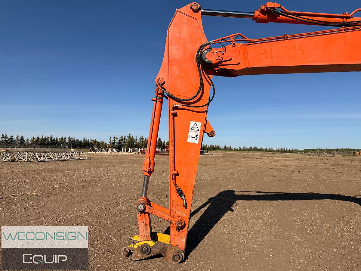 Used 2015 Hitachi 225US Excavator