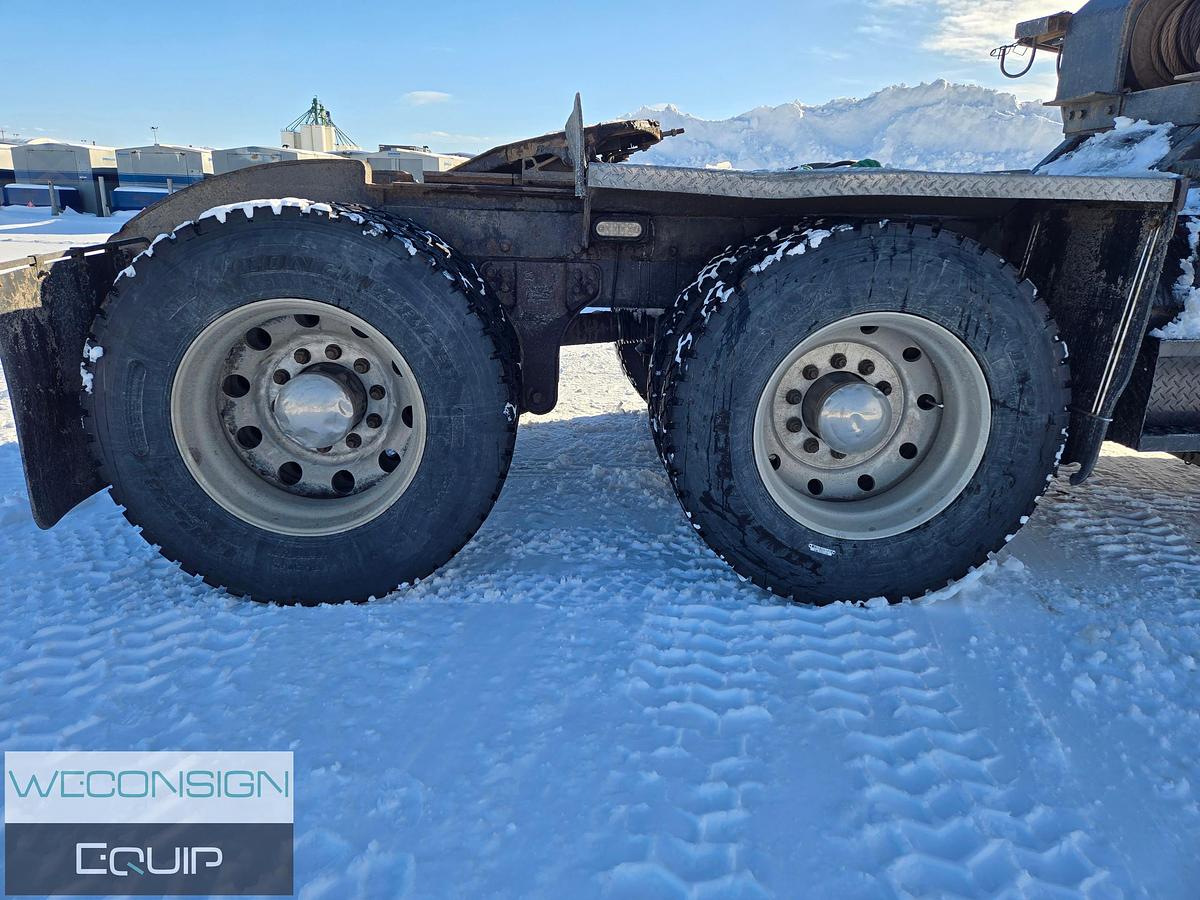 Used 2019 Kenworth T800 Winch Truck