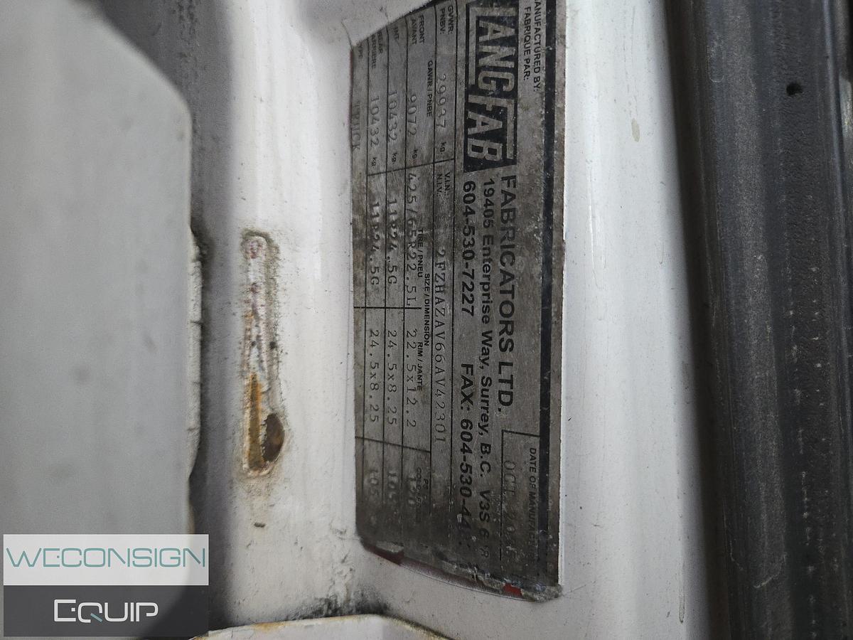 Used 2006 Sterling L9500 TA BC Spec Dump Truck