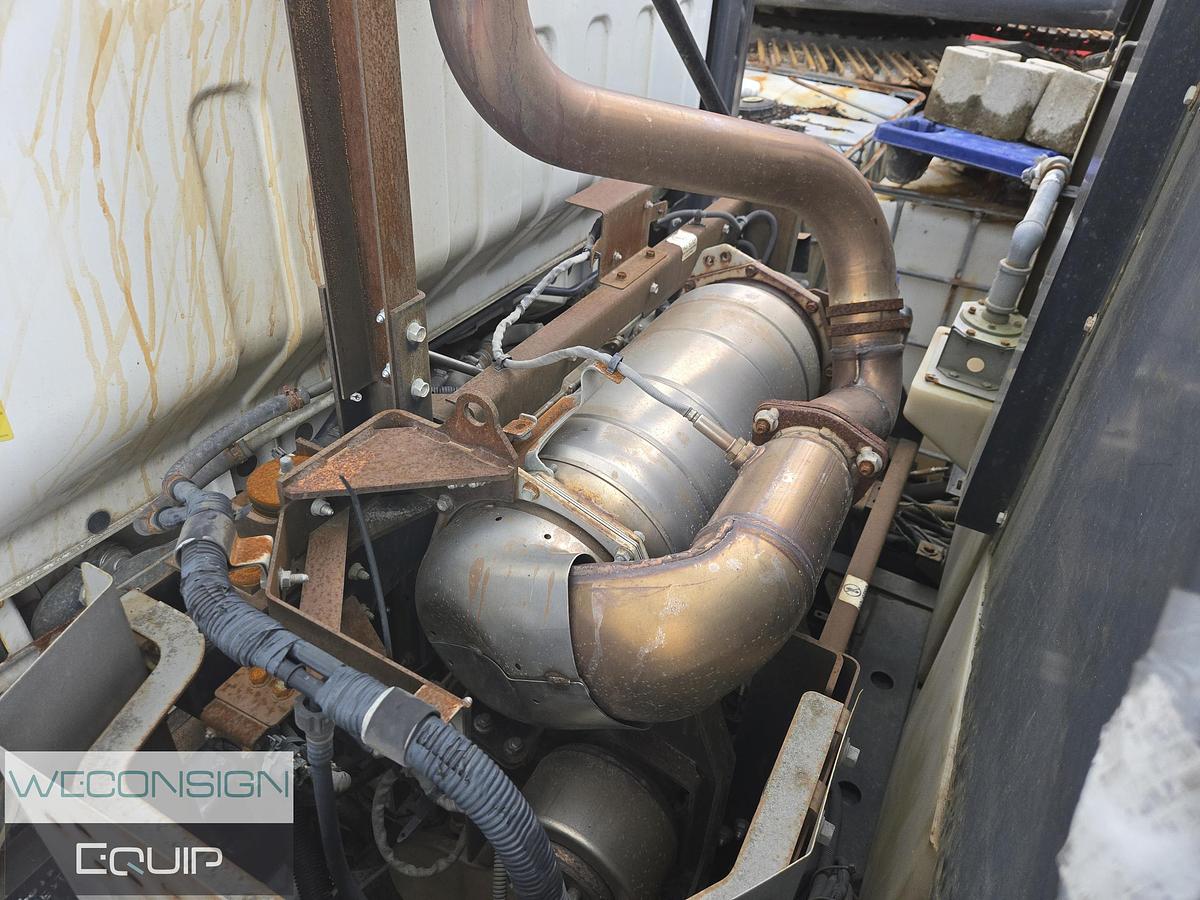 Used 2012 Isuzu NQR Single Axle Sweeper Truck