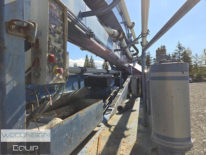 Used 2008 Mack MRU613 Concrete Pumper Truck