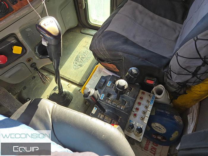 Used 2009 Peterbilt 367 TA Dump Truck