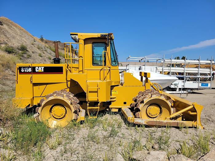 Used 1994 CAT  815B Compactor