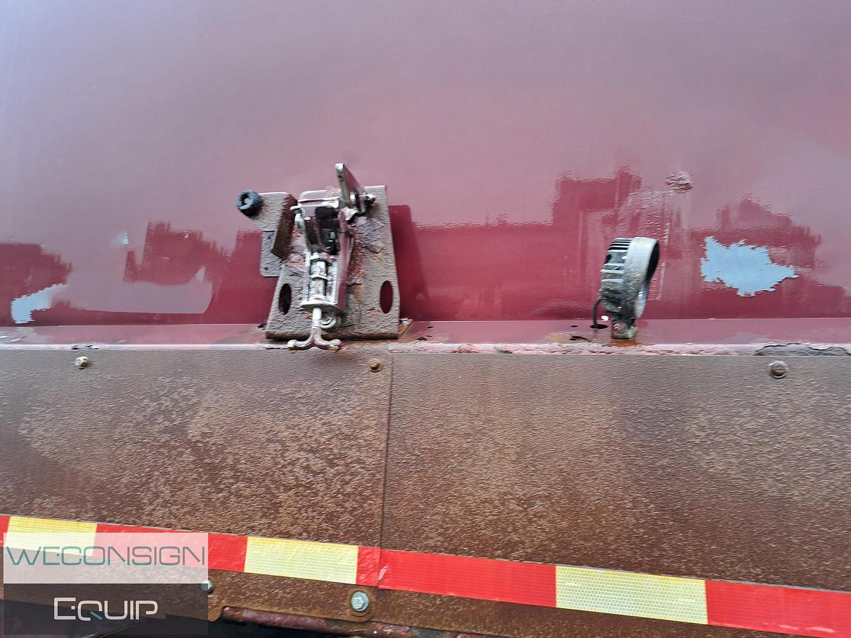 Used 2014 Freightliner M2 106 Sideload Refuse Unit