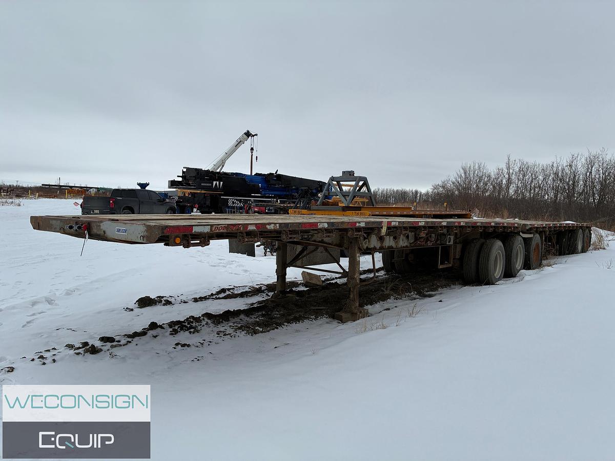 Used 2004 Doepker Super B Flat Deck 32x28