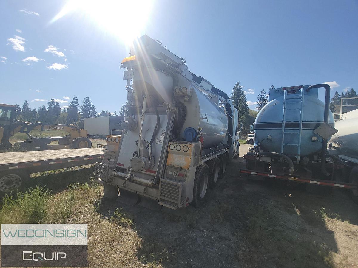 Used 2015 Western Star 4900SB Tri Axle Hydrovac