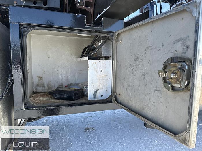 Used 2004 Kenworth T800 36Ton Knuckle Picker