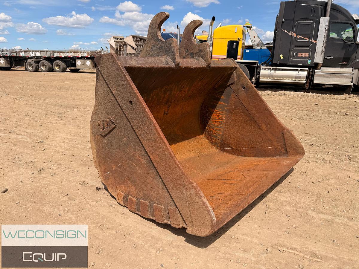 Used WBM Clean Up Bucket