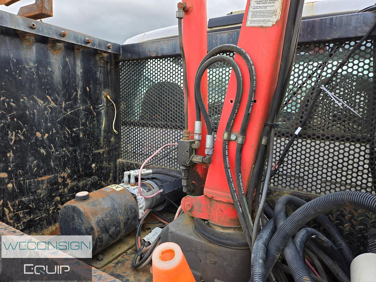 Used 2006 Ford F450 XL Flat Deck Knuckle Boom Truck