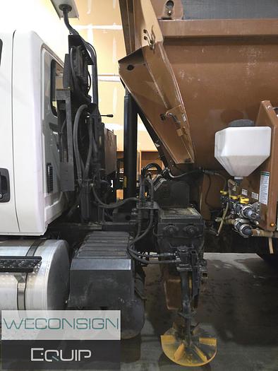 Used 2016 International 7400SBA Sander/ Dump Truck