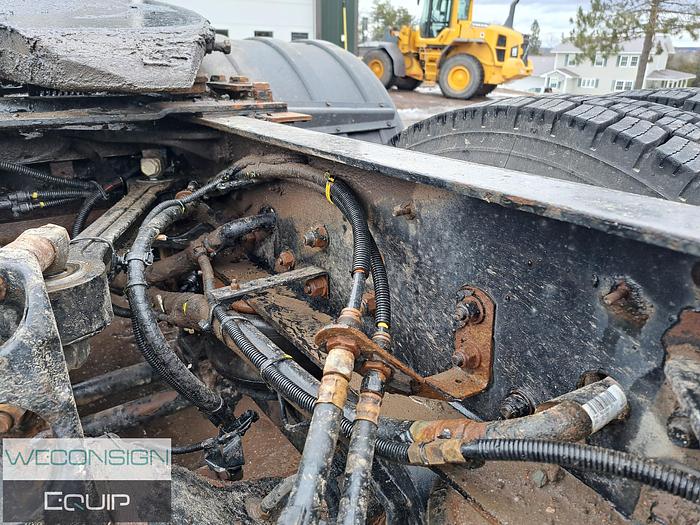 Used 2019 Kenworth T800 Heavy Haul Truck Tractor