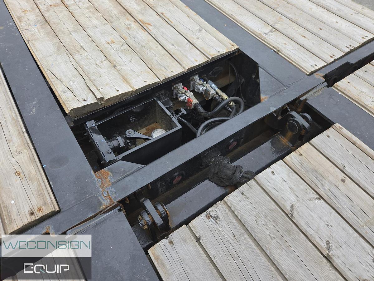 Used 2011 XL Tri-Axle RGN Lowbed